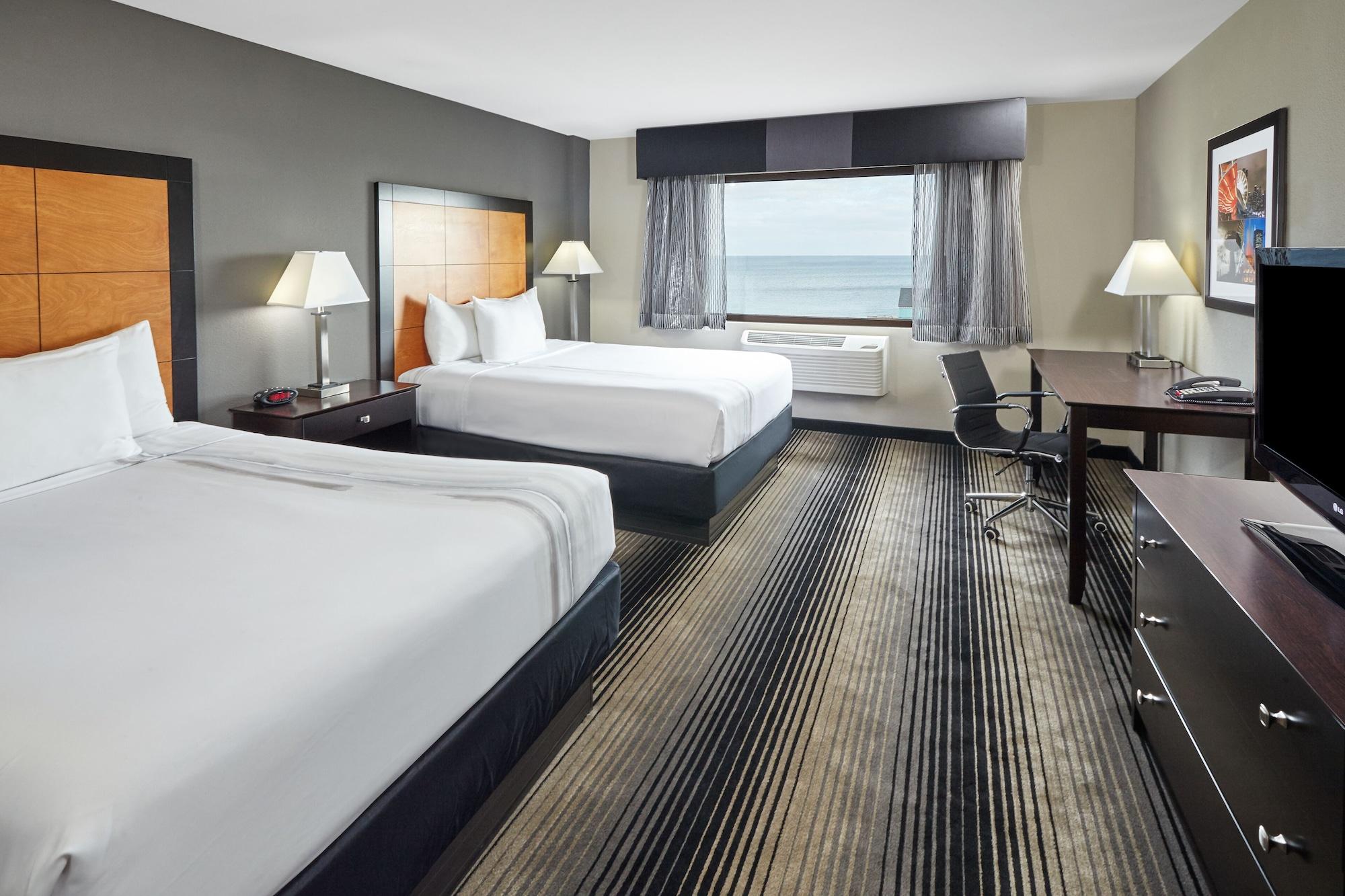 Best Western Plus Hyde Park Chicago Hotel Exterior photo